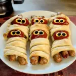 Blätterteig-Würstchen-Mumien