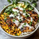 Straßenmais Hühnchen Reis Schüssel